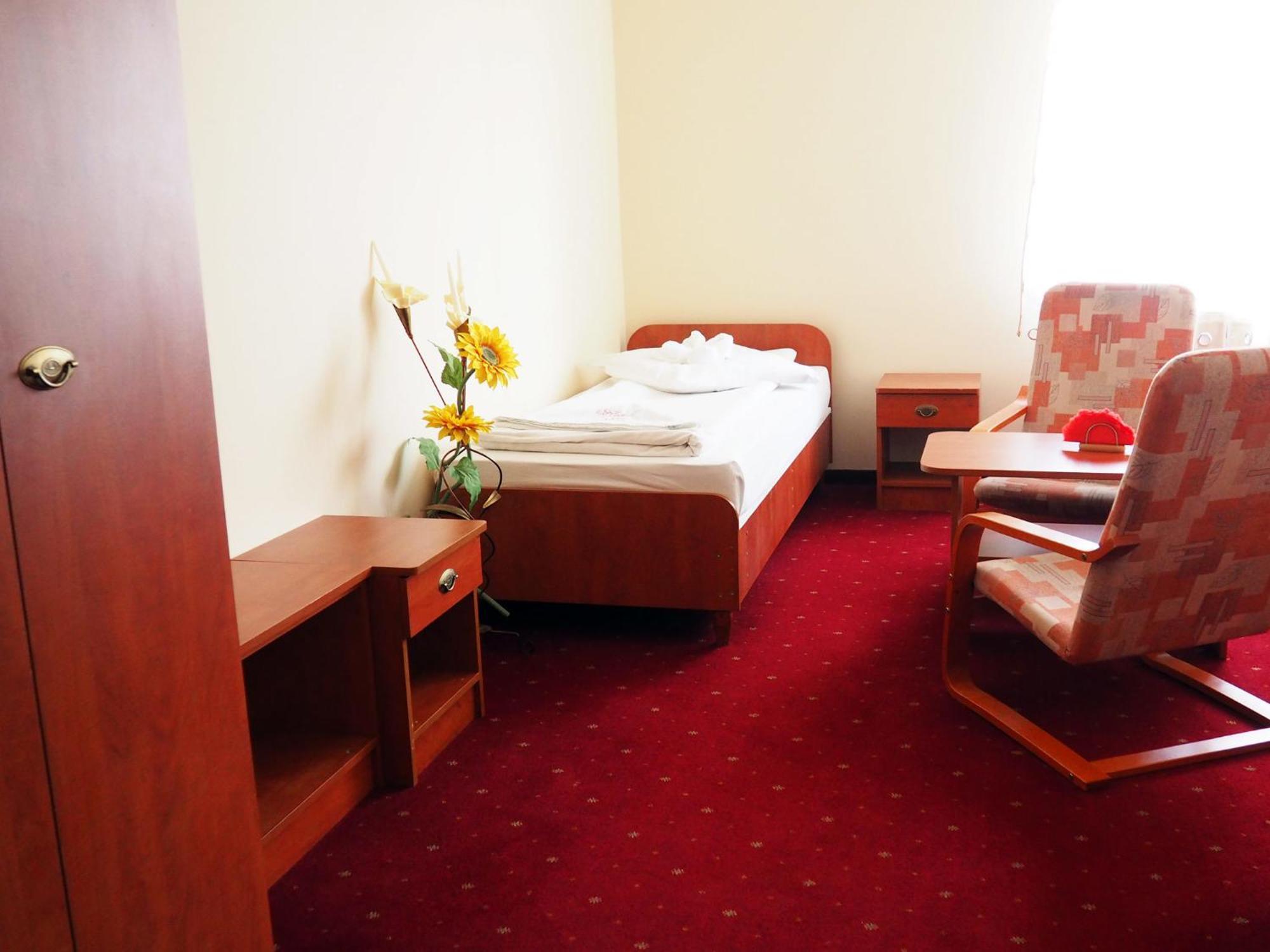 Hotel Jan Zgorzelec Rom bilde